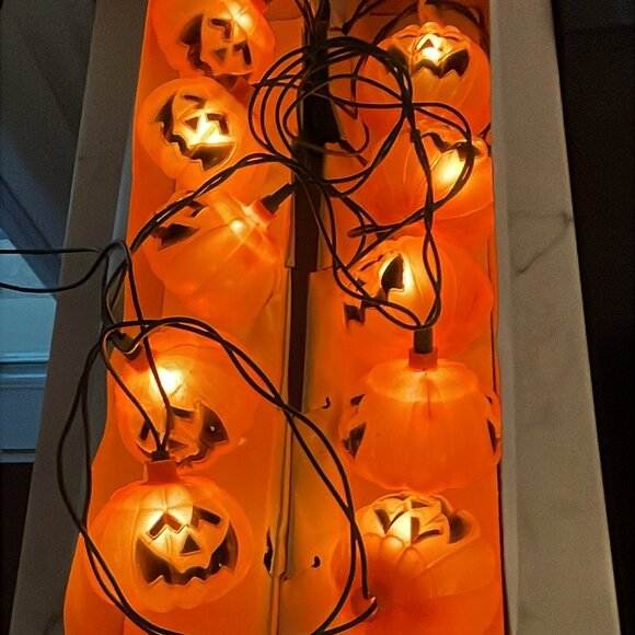 Vintage 90s Halloween 10 Light String Pumpkin Blow Mold Set with Box - 9 ft long - Picture 8 of 15